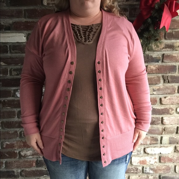 Plus size snap cardigan pink - Picture 2 of 3